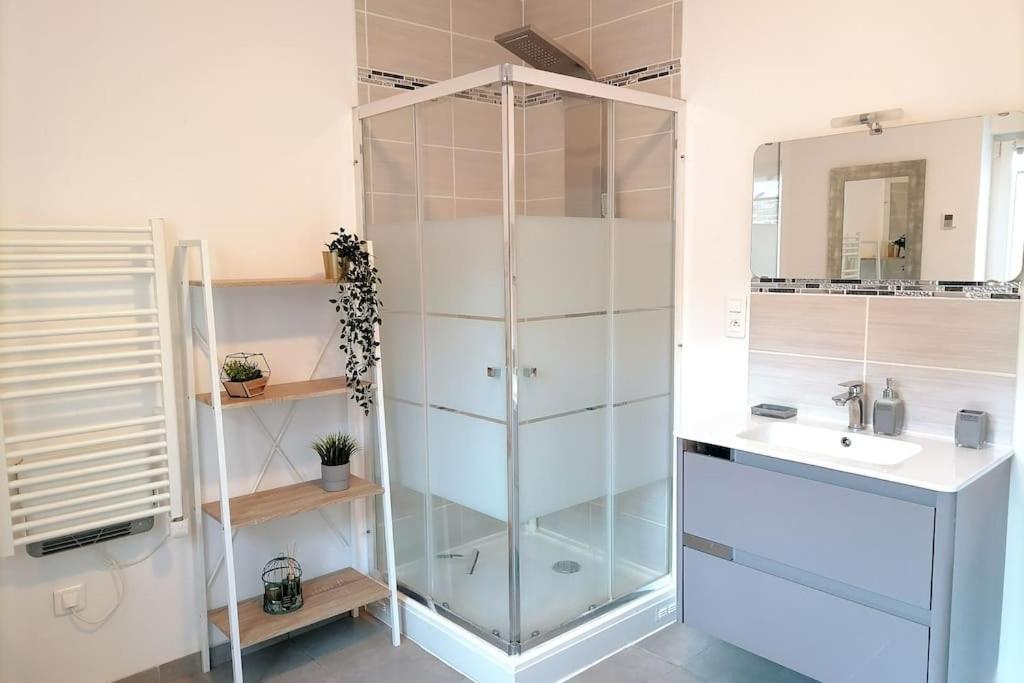 Hébergement de vacances Maison Spacieuse Confortable Proche Gayant Expo Et A21